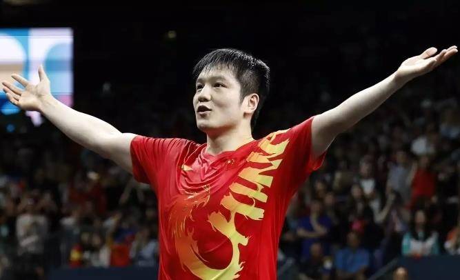 俄罗斯乒乓球队勇夺金牌，实力强劲